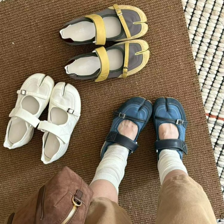 여성 스플릿 토 메리 제인 슈즈 부드러운 플랫 솔 메탈 - Women Shoes For Walking 리뷰 및 가격